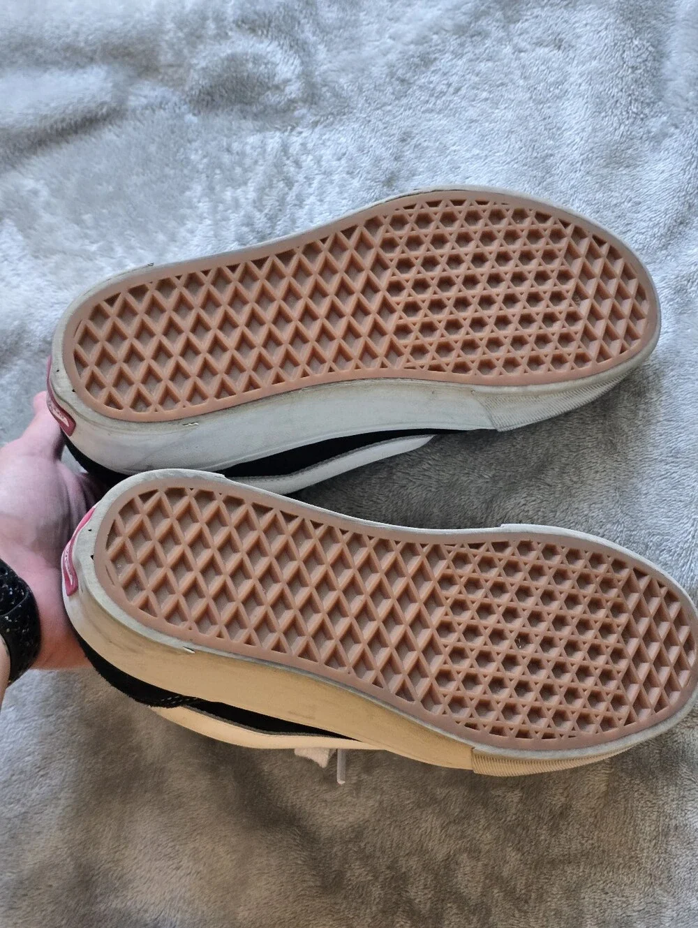 *FAIR CONDITION* Vans Womens Knu Skool Platform Puff Shoes Size 8